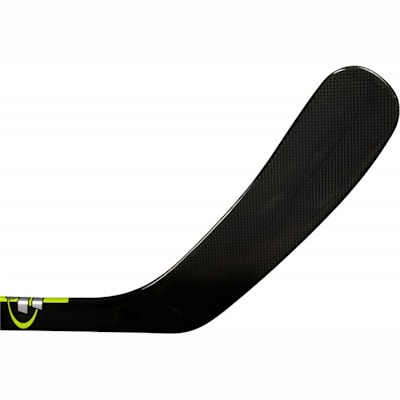 Thin Blade For Better Feel For The Puck (Torspo Surge 321 Composite Stick - Senior)