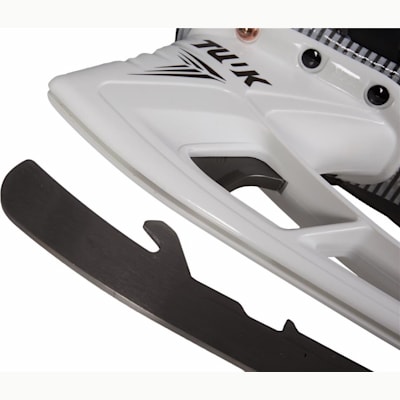  (Bauer Nexus 8000 Ice Hockey Skates - Senior)