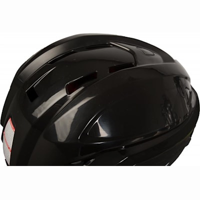 Ventilation (CCM Resistance Hockey Helmet)