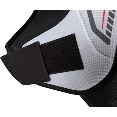  (Easton Synergy 40 Shoulder Pads - Junior)