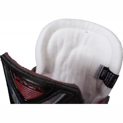 Tongue View (Bauer Vapor X900 Ice Hockey Skates - Senior)