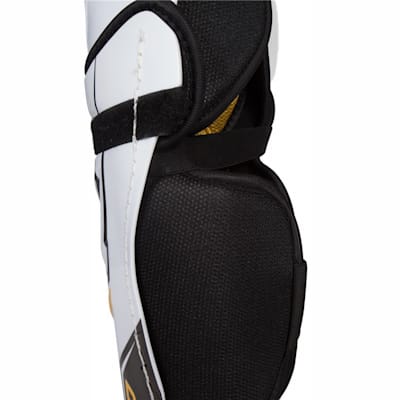 Back Three Quarters (Bauer Supreme 150 Shin Guards - Junior)