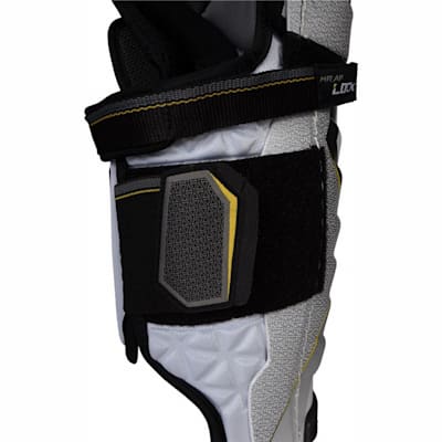  (CCM Ultra Tacks Shin Guards - Senior)
