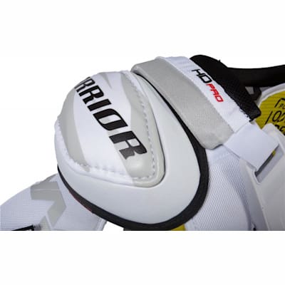 Shoulder Protection (Warrior Dynasty HD Pro Hockey Shoulder Pads - Senior)