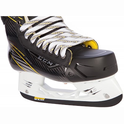  (CCM Super Tacks Ice Hockey Skates - Senior)