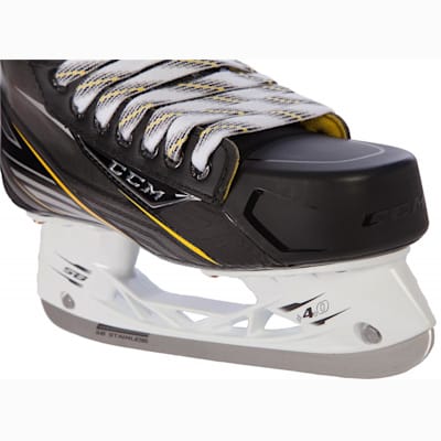  (CCM Tacks 6092 Ice Hockey Skates - Senior)