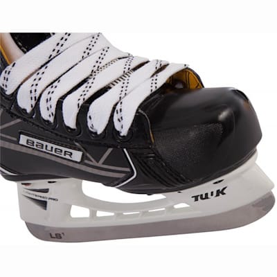  (Bauer Supreme 1S Ice Hockey Skates - Youth)