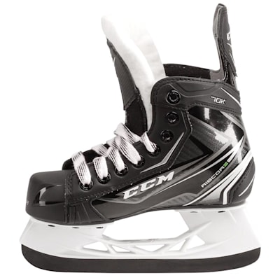 Right Skate - Inside (CCM Ribcor 70K Ice Hockey Skates - Youth)