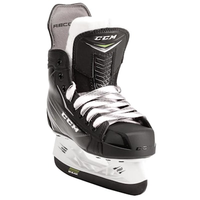 Right Skate Front Outside (CCM Ribcor 70K Ice Hockey Skates - Youth)