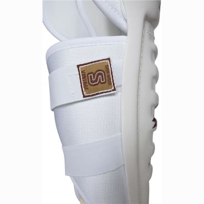 (Sherwood 5030 Tradition Shin Guards - Senior)