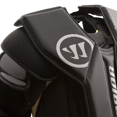Collar Bone Closeup (Warrior Ritual GT Goalie Chest And Arm Protector - Junior)