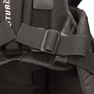 Buckle Closeup (Warrior Ritual GT Goalie Chest And Arm Protector - Intermediate)