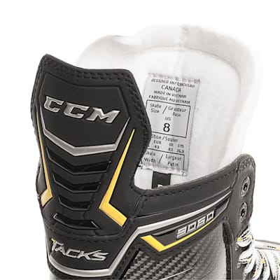  (CCM Tacks 9060 Ice Hockey Skates - Junior)