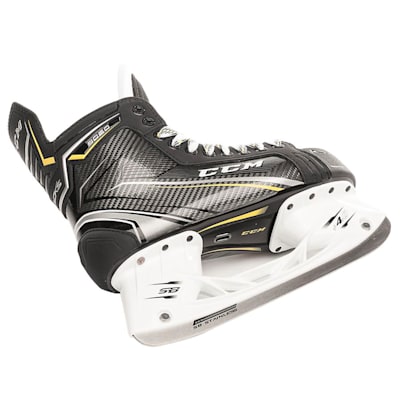  (CCM Tacks 9060 Ice Hockey Skates - Junior)