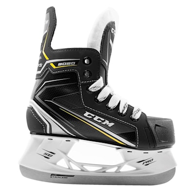 New CCM Tacks 5052 Ice Hockey Skates Junior size 4 width D kids skate jr black 