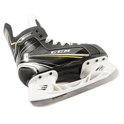  (CCM Tacks 9060 Youth Ice Hockey Skate - Youth)
