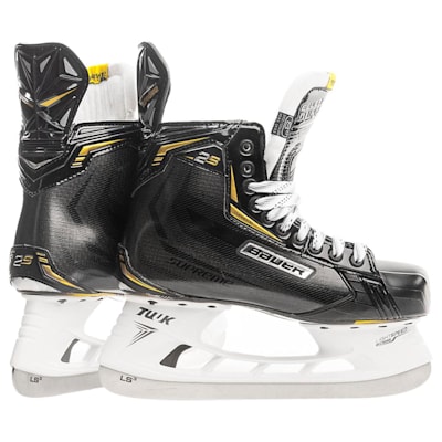  (Bauer Supreme 2S Ice Hockey Skates - Junior)