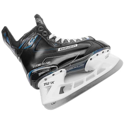  (Bauer Nexus 2N Ice Hockey Skates - Junior)