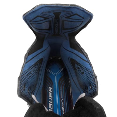  (Bauer Nexus 2N Ice Hockey Skates - Junior)