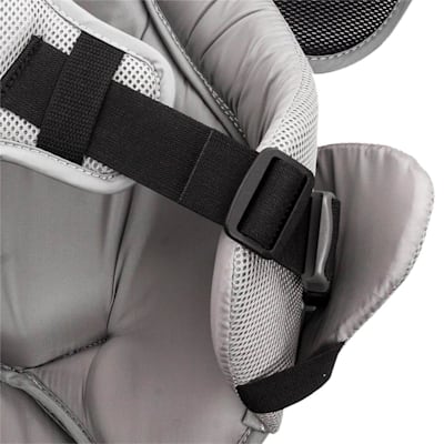  (Vaughn Velocity VE8 XFP Goalie Chest and Arm Protector - Intermediate)