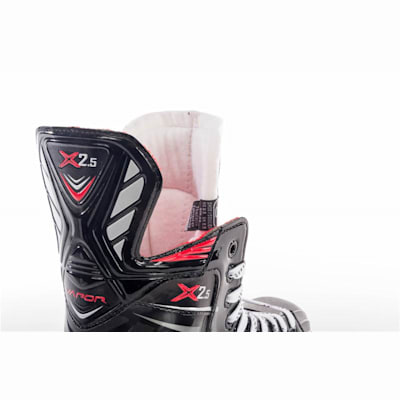  (Bauer Vapor X2.5 Ice Hockey Skates - Junior)
