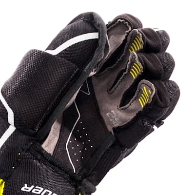  (Bauer Supreme 2S Pro Hockey Gloves - Youth)