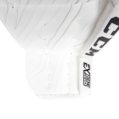  (CCM Extreme Flex 4 Pro Goalie Leg Pads - Senior)