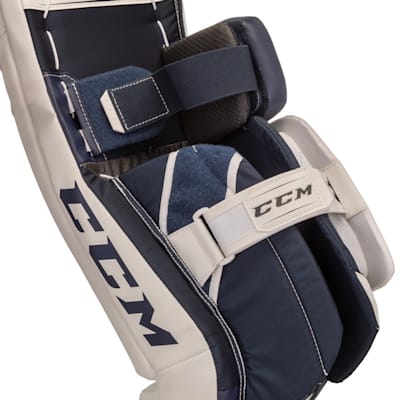  (CCM Axis A1.5 Goalie Leg Pads - Junior)