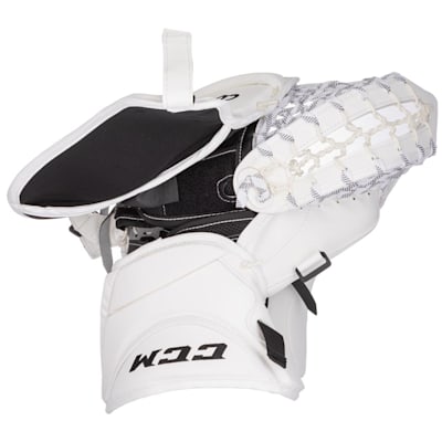  (CCM Axis Pro Goalie Glove - Senior)
