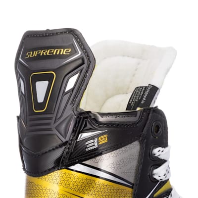  (Bauer Supreme 3S Ice Hockey Skates - Youth)