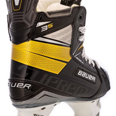  (Bauer Supreme 3S Ice Hockey Skates - Junior)