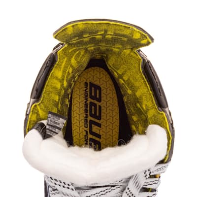  (Bauer Supreme 3S Ice Hockey Skates - Junior)