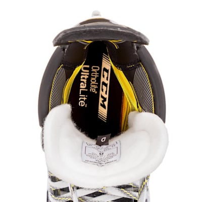  (CCM Super Tacks AS3 Pro Ice Hockey Skates - Junior)