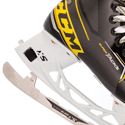  (CCM Super Tacks AS3 Ice Hockey Skates - Junior)