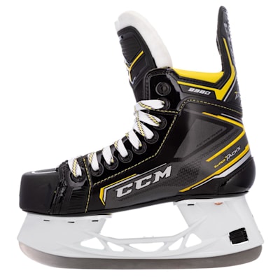  (CCM Super Tacks 9380 Ice Hockey Skates - Junior)