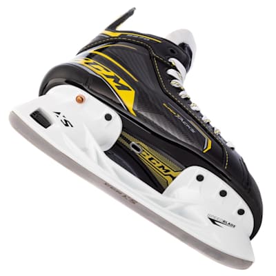  (CCM Super Tacks 9370 Ice Hockey Skates - Junior)