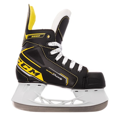  (CCM Super Tacks 9350 Ice Hockey Skates - Youth)