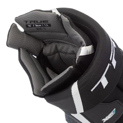  (TRUE XC7 Hockey Gloves - Junior)