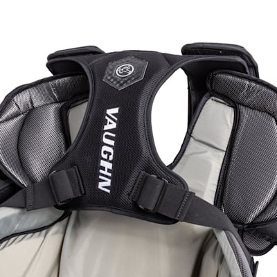  (Vaughn Velocity V9 Pro Carbon Goalie Chest Protector - Senior)