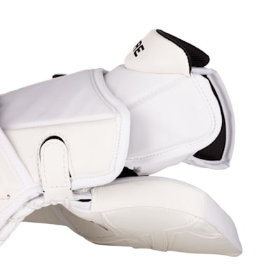  (Lefevre L20.1 Goalie Glove - Senior)