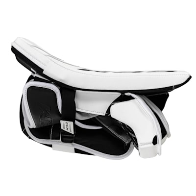  (CCM Extreme Flex E5.9 Goalie Blocker - Intermediate)