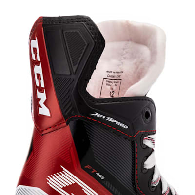  (CCM JetSpeed FT485 Ice Hockey Skates - Youth)