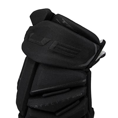  (TRUE Catalyst Black Hockey Gloves - S21 - Junior)