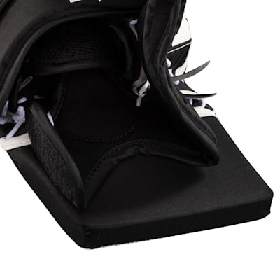  (CCM YTFlex 3 Goalie Glove - Youth)