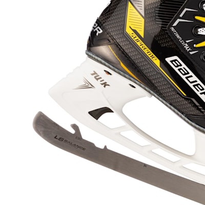  (Bauer Supreme M4 Ice Hockey Skates - Junior)