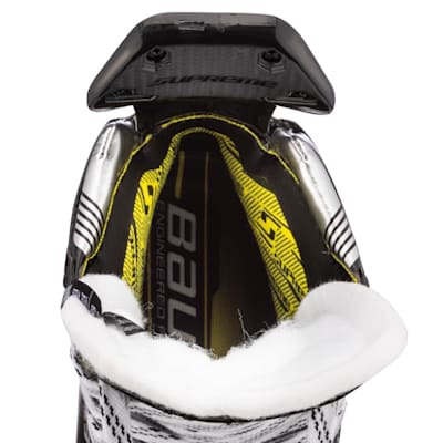  (Bauer Supreme M5 Pro Ice Hockey Skate - Senior)