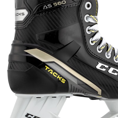  (CCM Tacks AS-560 Ice Hockey Skates - Junior)