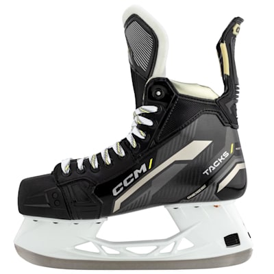  (CCM Tacks AS-580 Ice Hockey Skates - Intermediate)