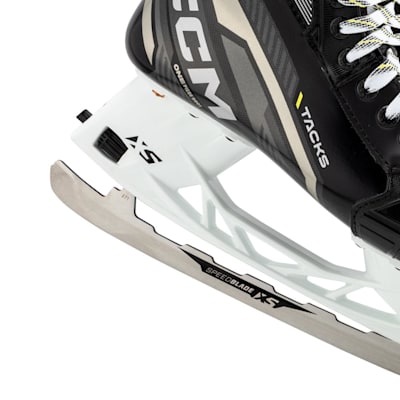  (CCM Tacks AS-580 Ice Hockey Skates - Intermediate)