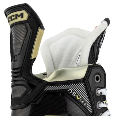  (CCM Tacks AS-V Pro Ice Hockey Skates - Senior)